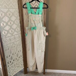 Free People NWT Snowbound Ski Bib Overalls XS – Oatmilk Spearmint – Apres Ski
